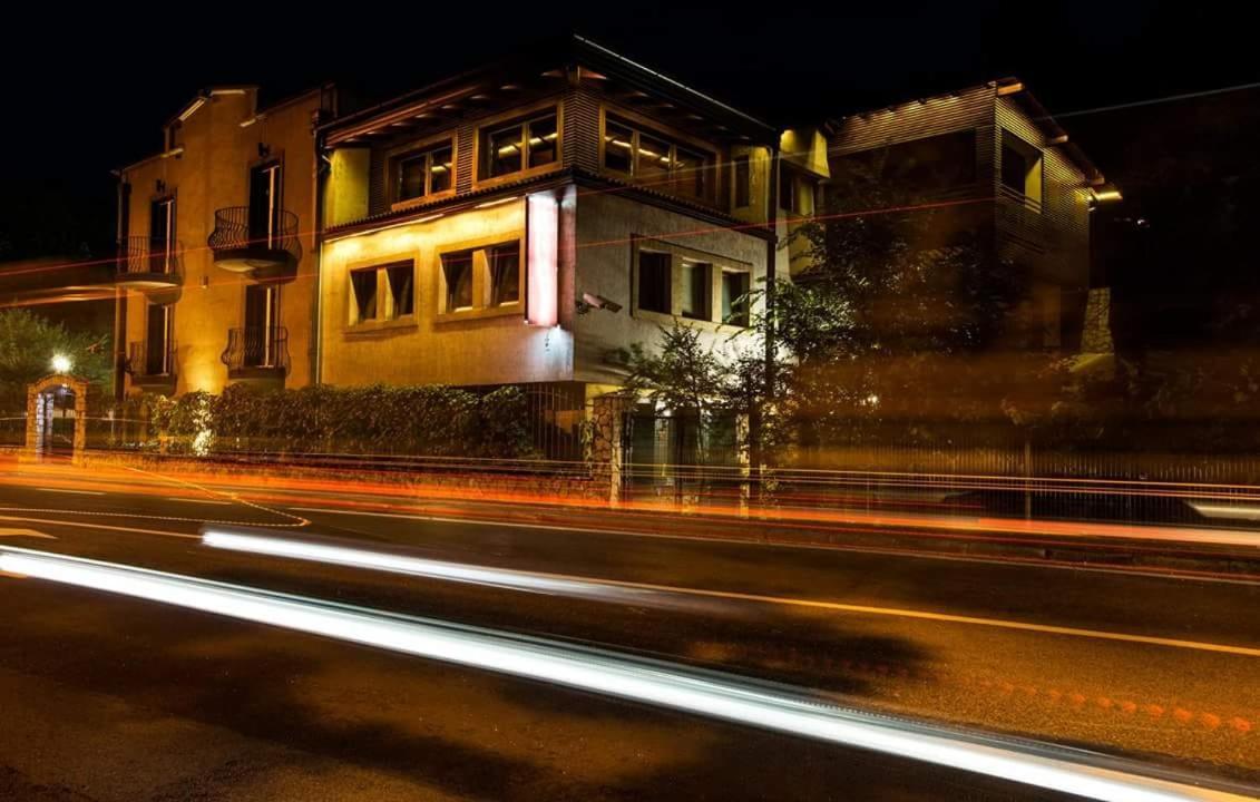 Hotel Vila Hayat Sarajevo Exterior photo
